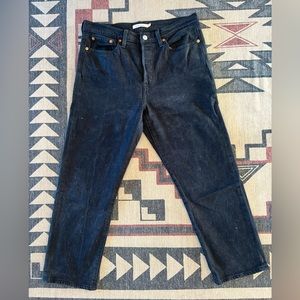 LEVI’S WEDGIE STRAIGHT